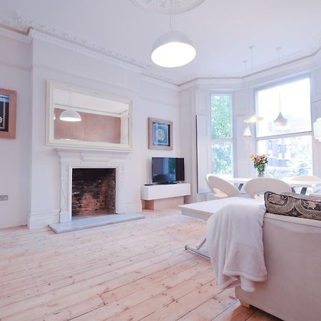 Apartament Stylish 2Br Designer Flat Holland Park Londyn Pokój zdjęcie