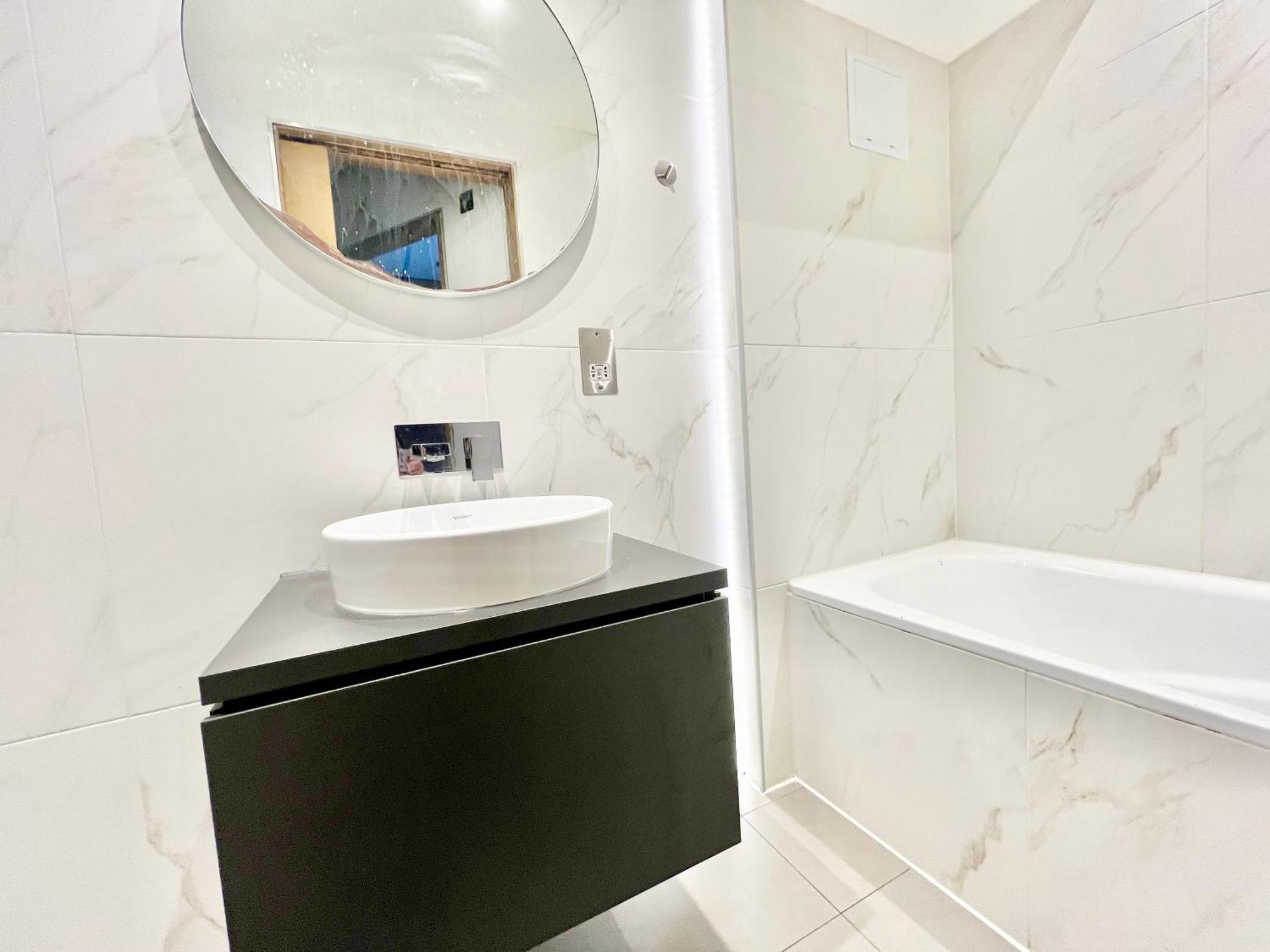 Apartament Stylish 2Br Designer Flat Holland Park Londyn Zewnętrze zdjęcie