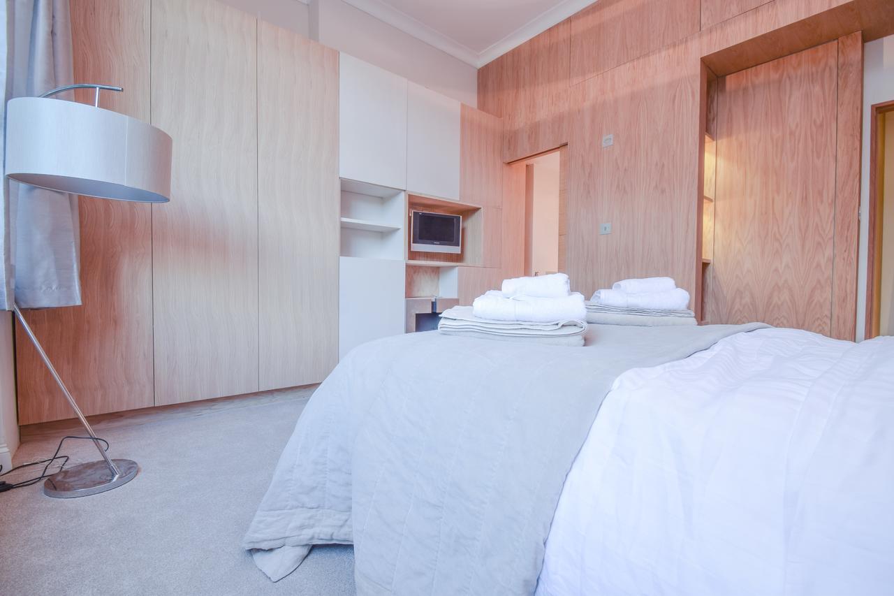 Apartament Stylish 2Br Designer Flat Holland Park Londyn Pokój zdjęcie